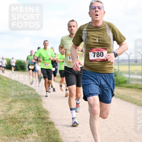 14.09.2025 - Airport Race Dr. Thomas Lammeyer http://msf.ph/oto/8868031 14.09.2025 12:11:03 Laufen 416, 780 meine-sportfotos.de