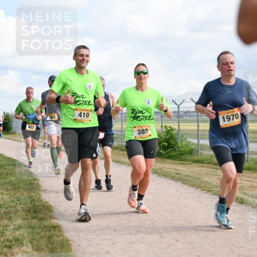 14.09.2025 - Airport Race Dr. Thomas Lammeyer http://msf.ph/oto/8868040 14.09.2025 12:11:04 Laufen 453, 383, 410, 1970, 385 meine-sportfotos.de