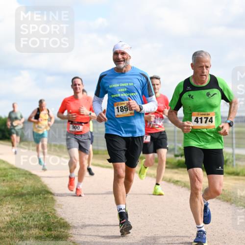 14.09.2025 - Airport Race Dr. Thomas Lammeyer http://msf.ph/oto/8868155 14.09.2025 12:11:24 Laufen 900, 50, 189, 4174 meine-sportfotos.de