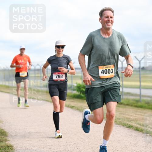 14.09.2025 - Airport Race Dr. Thomas Lammeyer http://msf.ph/oto/8868188 14.09.2025 12:11:31 Laufen 798, 4003 meine-sportfotos.de