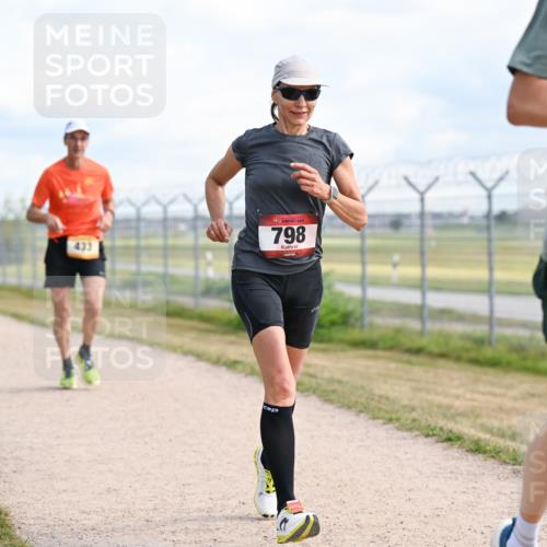 14.09.2025 - Airport Race Dr. Thomas Lammeyer http://msf.ph/oto/8868190 14.09.2025 12:11:32 Laufen 433, 798, 400 meine-sportfotos.de