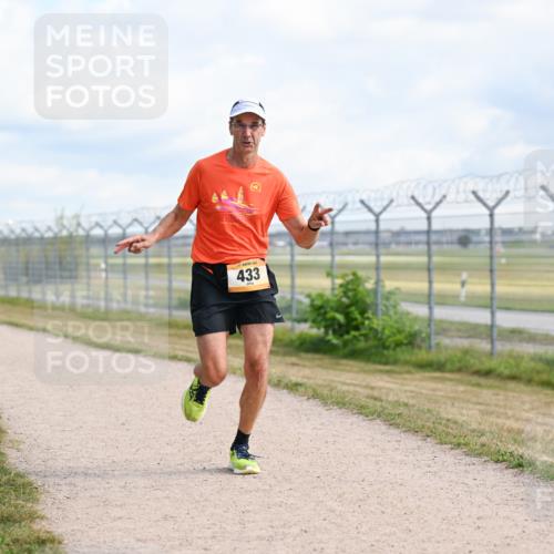 14.09.2025 - Airport Race Dr. Thomas Lammeyer http://msf.ph/oto/8868192 14.09.2025 12:11:33 Laufen 433 meine-sportfotos.de