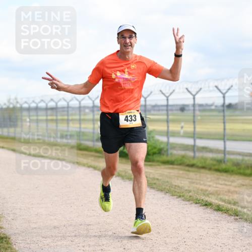 14.09.2025 - Airport Race Dr. Thomas Lammeyer http://msf.ph/oto/8868196 14.09.2025 12:11:33 Laufen 433 meine-sportfotos.de