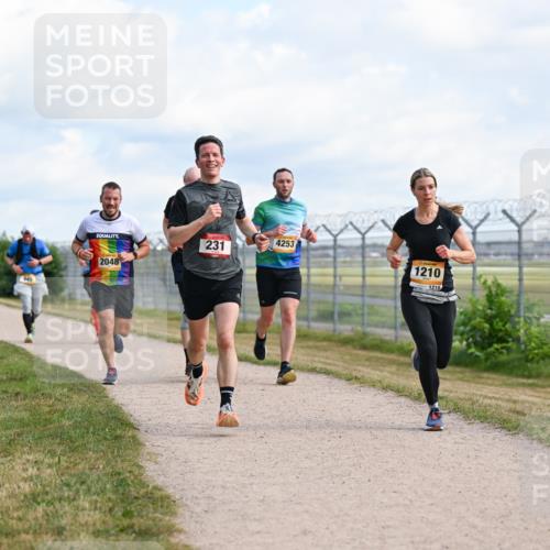 14.09.2025 - Airport Race Dr. Thomas Lammeyer http://msf.ph/oto/8868221 14.09.2025 12:11:41 Laufen 231, 2048, 4253, 1210, 1210 meine-sportfotos.de