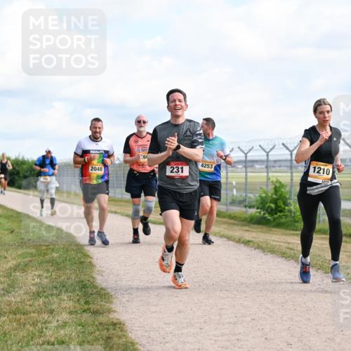 14.09.2025 - Airport Race Dr. Thomas Lammeyer http://msf.ph/oto/8868226 14.09.2025 12:11:42 Laufen 2048, 260, 231, 4253, 1210, 1210 meine-sportfotos.de