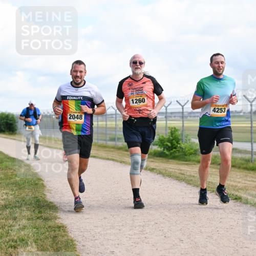 14.09.2025 - Airport Race Dr. Thomas Lammeyer http://msf.ph/oto/8868237 14.09.2025 12:11:44 Laufen 38, 1260, 2048, 4253 meine-sportfotos.de