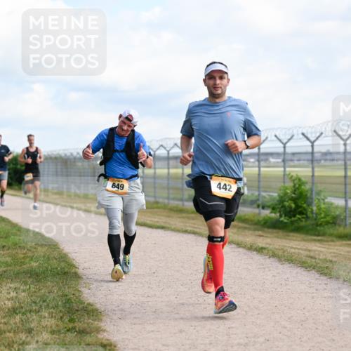 14.09.2025 - Airport Race Dr. Thomas Lammeyer http://msf.ph/oto/8868255 14.09.2025 12:11:47 Laufen 649, 442 meine-sportfotos.de