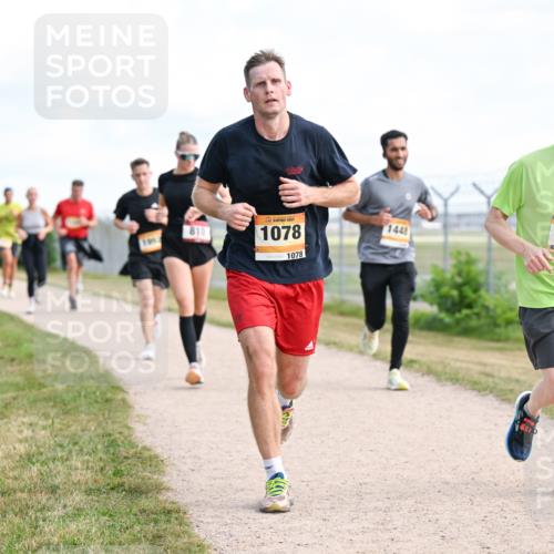 14.09.2025 - Airport Race Dr. Thomas Lammeyer http://msf.ph/oto/8868299 14.09.2025 12:12:00 Laufen 810, 1078, 1078, 1448, 20, 1654 meine-sportfotos.de