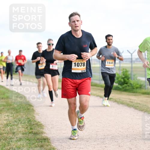 14.09.2025 - Airport Race Dr. Thomas Lammeyer http://msf.ph/oto/8868300 14.09.2025 12:12:00 Laufen 810, 1078, 1078, 1448, 20, 1654 meine-sportfotos.de