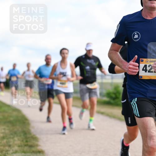 14.09.2025 - Airport Race Dr. Thomas Lammeyer http://msf.ph/oto/8868365 14.09.2025 12:12:12 Laufen 42, 42 meine-sportfotos.de