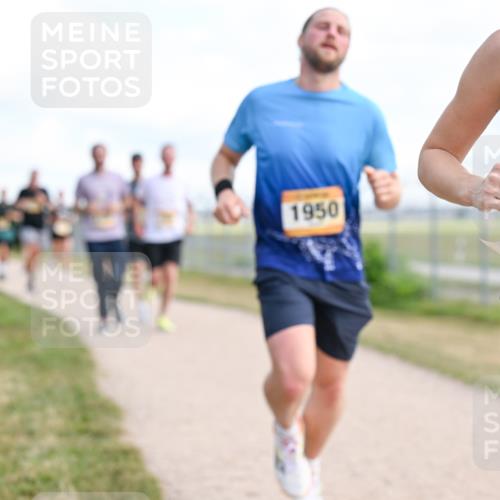 14.09.2025 - Airport Race Dr. Thomas Lammeyer http://msf.ph/oto/8868383 14.09.2025 12:12:17 Laufen 1950 meine-sportfotos.de