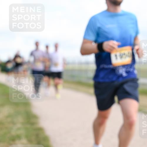 14.09.2025 - Airport Race Dr. Thomas Lammeyer http://msf.ph/oto/8868386 14.09.2025 12:12:17 Laufen 1950 meine-sportfotos.de