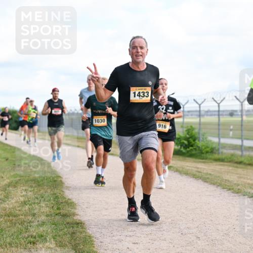 14.09.2025 - Airport Race Dr. Thomas Lammeyer http://msf.ph/oto/8868409 14.09.2025 12:12:22 Laufen 1030, 1433, 32, 1359, 916 meine-sportfotos.de