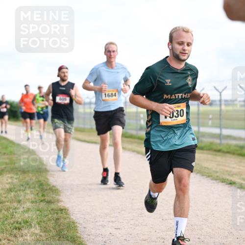 14.09.2025 - Airport Race Dr. Thomas Lammeyer http://msf.ph/oto/8868416 14.09.2025 12:12:24 Laufen 1684, 030 meine-sportfotos.de