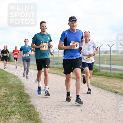 14.09.2025 - Airport Race Dr. Thomas Lammeyer http://msf.ph/oto/8868477 14.09.2025 12:12:35 Laufen 872, 2, 025, 133, 575 meine-sportfotos.de