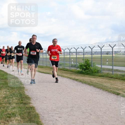 14.09.2025 - Airport Race Dr. Thomas Lammeyer http://msf.ph/oto/8868499 14.09.2025 12:12:40 Laufen 2104, 4235, 245, 1458 meine-sportfotos.de