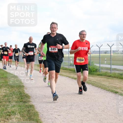 14.09.2025 - Airport Race Dr. Thomas Lammeyer http://msf.ph/oto/8868509 14.09.2025 12:12:41 Laufen 117, 164, 245, 1458 meine-sportfotos.de
