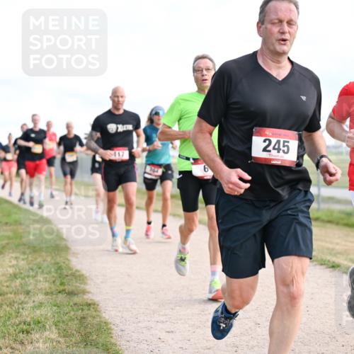 14.09.2025 - Airport Race Dr. Thomas Lammeyer http://msf.ph/oto/8868518 14.09.2025 12:12:43 Laufen 245, 1458, 2 meine-sportfotos.de