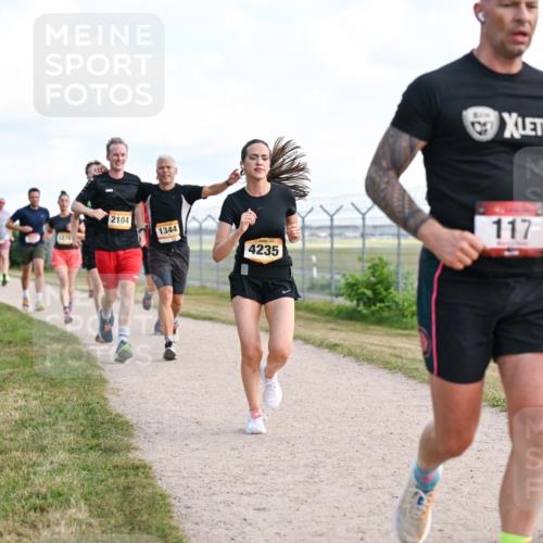 14.09.2025 - Airport Race Dr. Thomas Lammeyer http://msf.ph/oto/8868540 14.09.2025 12:12:45 Laufen 1276, 2104, 1344, 4235, 117, 2025, 704 meine-sportfotos.de