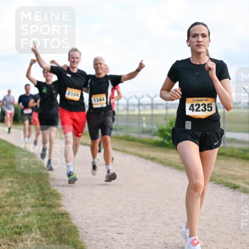 14.09.2025 - Airport Race Dr. Thomas Lammeyer http://msf.ph/oto/8868555 14.09.2025 12:12:46 Laufen 2104, 1344, 4235 meine-sportfotos.de