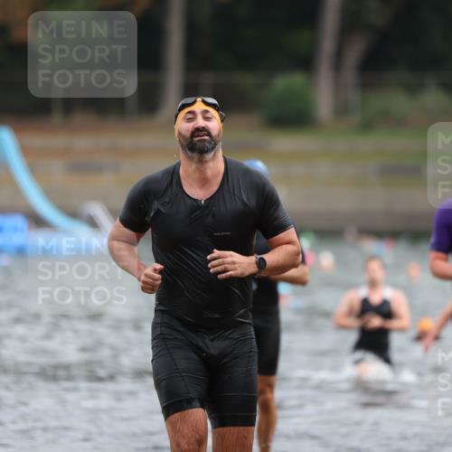 14.09.2025 - Stadtparktriathlon Michael Strokosch http://msf.ph/oto/8868564 14.09.2025 10:32:54 Schwimmen 736, 750, 776, 786, 802, 821 meine-sportfotos.de
