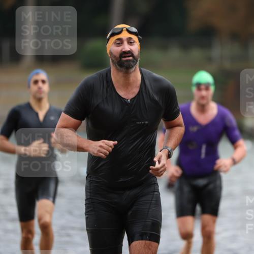 14.09.2025 - Stadtparktriathlon Michael Strokosch http://msf.ph/oto/8868570 14.09.2025 10:32:55 Schwimmen 736, 750, 776, 786, 802, 821 meine-sportfotos.de
