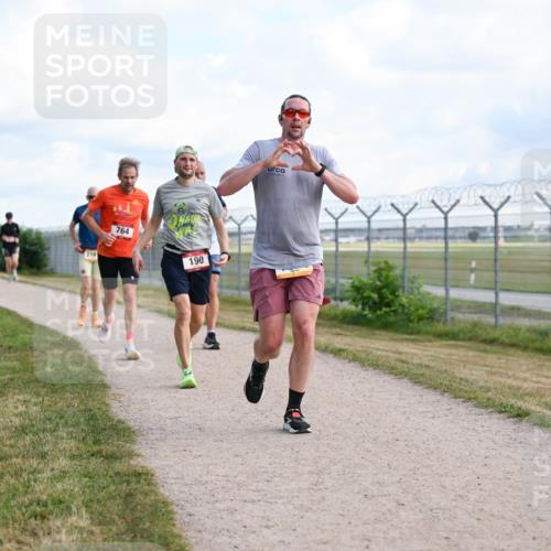 14.09.2025 - Airport Race Dr. Thomas Lammeyer http://msf.ph/oto/8868669 14.09.2025 12:12:53 Laufen 216, 764, 190 meine-sportfotos.de