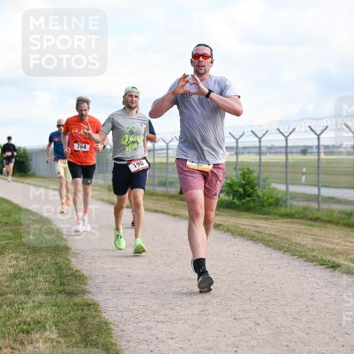 14.09.2025 - Airport Race Dr. Thomas Lammeyer http://msf.ph/oto/8868675 14.09.2025 12:12:54 Laufen 764, 190 meine-sportfotos.de