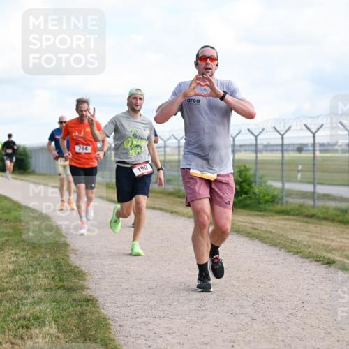 14.09.2025 - Airport Race Dr. Thomas Lammeyer http://msf.ph/oto/8868678 14.09.2025 12:12:54 Laufen 764, 190 meine-sportfotos.de