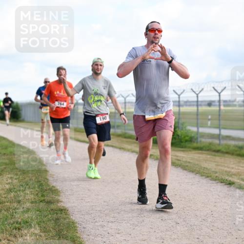 14.09.2025 - Airport Race Dr. Thomas Lammeyer http://msf.ph/oto/8868680 14.09.2025 12:12:54 Laufen 764, 190 meine-sportfotos.de