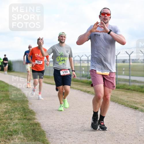 14.09.2025 - Airport Race Dr. Thomas Lammeyer http://msf.ph/oto/8868684 14.09.2025 12:12:54 Laufen 764, 190 meine-sportfotos.de