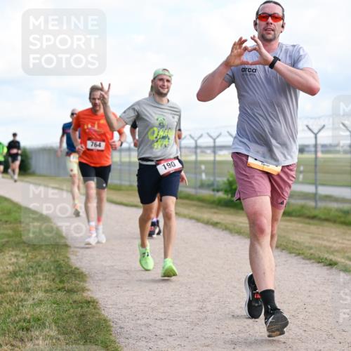 14.09.2025 - Airport Race Dr. Thomas Lammeyer http://msf.ph/oto/8868687 14.09.2025 12:12:54 Laufen 764, 190 meine-sportfotos.de