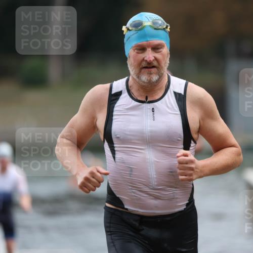 14.09.2025 - Stadtparktriathlon Michael Strokosch http://msf.ph/oto/8868802 14.09.2025 10:34:31 Schwimmen 728, 744, 746, 755, 803 meine-sportfotos.de