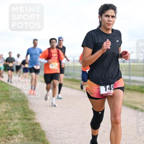 14.09.2025 - Airport Race Dr. Thomas Lammeyer http://msf.ph/oto/8868903 14.09.2025 12:13:08 Laufen 911, 149 meine-sportfotos.de