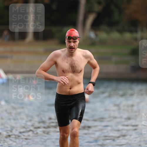 14.09.2025 - Stadtparktriathlon Michael Strokosch http://msf.ph/oto/8869035 14.09.2025 10:50:00 Schwimmen 875 meine-sportfotos.de
