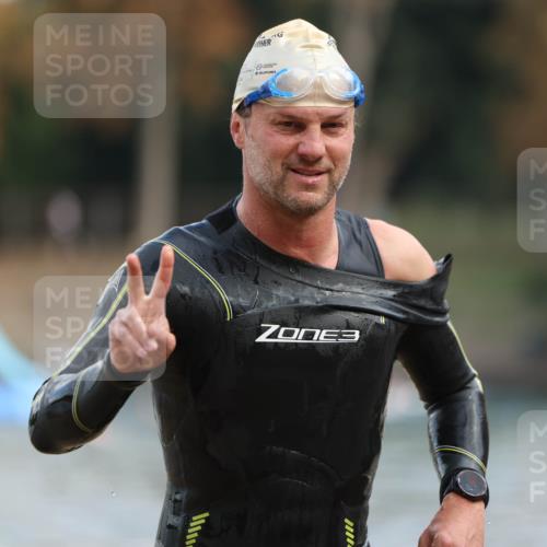 14.09.2025 - Stadtparktriathlon Michael Strokosch http://msf.ph/oto/8869133 14.09.2025 10:50:37 Schwimmen 847, 850, 888 meine-sportfotos.de