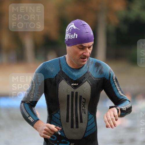 14.09.2025 - Stadtparktriathlon Michael Strokosch http://msf.ph/oto/8869154 14.09.2025 10:50:49 Schwimmen 888 meine-sportfotos.de