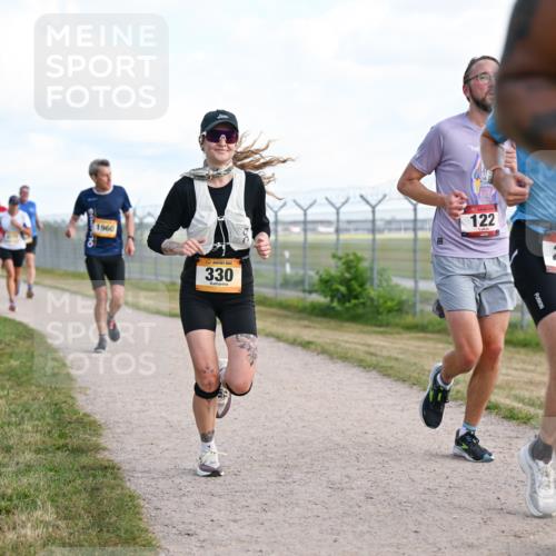 14.09.2025 - Airport Race Dr. Thomas Lammeyer http://msf.ph/oto/8869309 14.09.2025 12:13:39 Laufen 1960, 330, 122, 285 meine-sportfotos.de