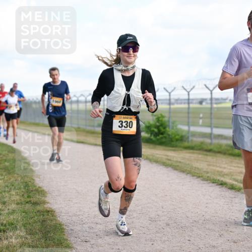 14.09.2025 - Airport Race Dr. Thomas Lammeyer http://msf.ph/oto/8869318 14.09.2025 12:13:39 Laufen 1960, 330, 122 meine-sportfotos.de