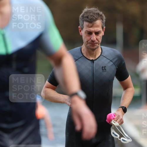 14.09.2025 - Stadtparktriathlon Michael Strokosch http://msf.ph/oto/8869339 14.09.2025 10:52:20 Schwimmen 826, 836, 838, 839, 862, 873, 886, 889, 919 meine-sportfotos.de