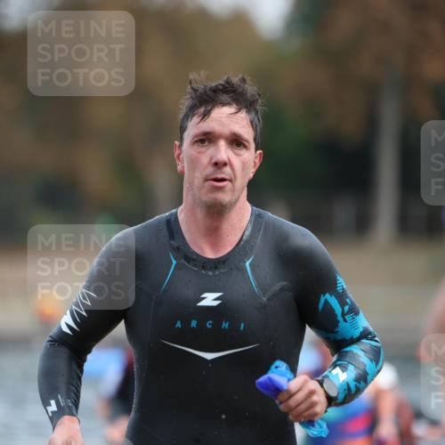 14.09.2025 - Stadtparktriathlon Michael Strokosch http://msf.ph/oto/8869351 14.09.2025 10:52:25 Schwimmen 836, 838, 839, 853, 862, 868, 886, 889 meine-sportfotos.de