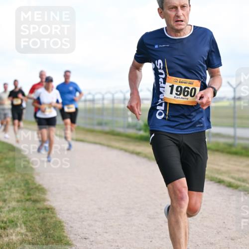 14.09.2025 - Airport Race Dr. Thomas Lammeyer http://msf.ph/oto/8869370 14.09.2025 12:13:42 Laufen 1960, 70 meine-sportfotos.de