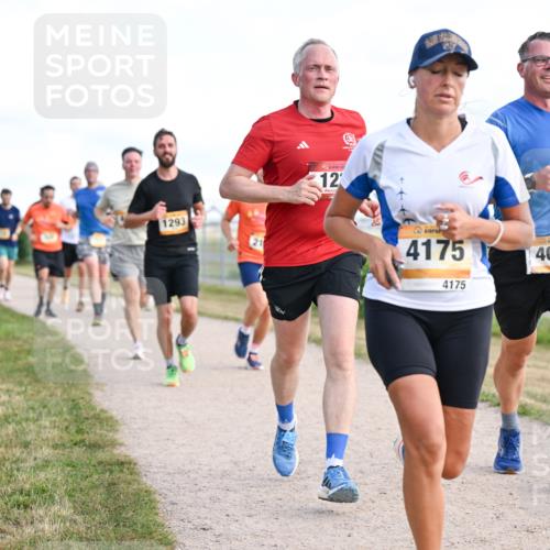 14.09.2025 - Airport Race Dr. Thomas Lammeyer http://msf.ph/oto/8869422 14.09.2025 12:13:45 Laufen 1293, 21, 12, 4175, 4175, 4069 meine-sportfotos.de