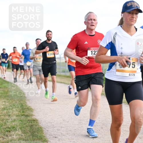 14.09.2025 - Airport Race Dr. Thomas Lammeyer http://msf.ph/oto/8869425 14.09.2025 12:13:45 Laufen 4135, 1293, 12, 5, 4175, 4069 meine-sportfotos.de
