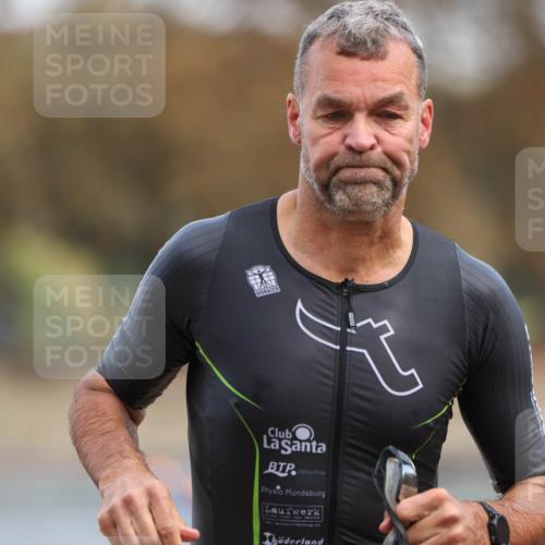 14.09.2025 - Stadtparktriathlon Michael Strokosch http://msf.ph/oto/8869435 14.09.2025 10:52:55 Schwimmen 822, 841, 861, 870, 872, 893, 894, 920 meine-sportfotos.de
