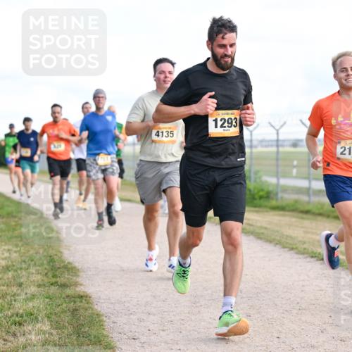 14.09.2025 - Airport Race Dr. Thomas Lammeyer http://msf.ph/oto/8869449 14.09.2025 12:13:47 Laufen 4135, 1293, 2144 meine-sportfotos.de