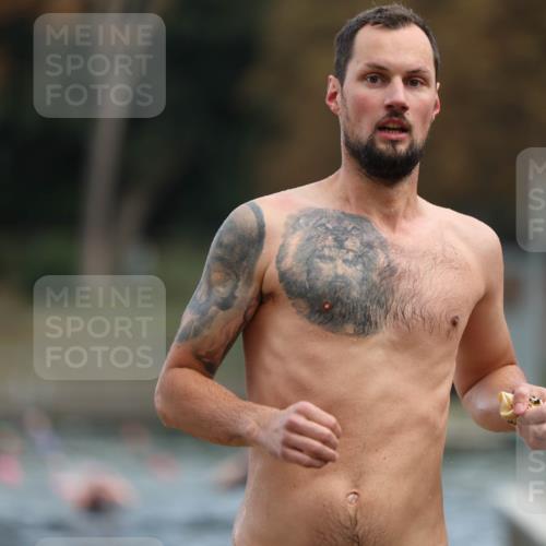 14.09.2025 - Stadtparktriathlon Michael Strokosch http://msf.ph/oto/8869450 14.09.2025 10:53:00 Schwimmen 822, 841, 861 meine-sportfotos.de