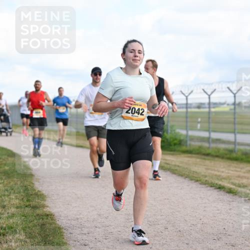 14.09.2025 - Airport Race Dr. Thomas Lammeyer http://msf.ph/oto/8869668 14.09.2025 12:14:05 Laufen 2042, 789 meine-sportfotos.de