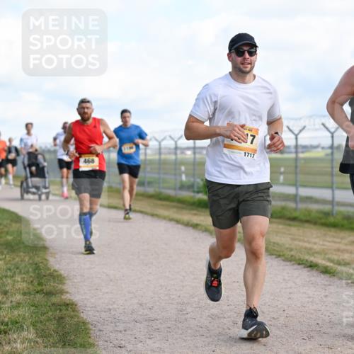 14.09.2025 - Airport Race Dr. Thomas Lammeyer http://msf.ph/oto/8869695 14.09.2025 12:14:06 Laufen 468, 7, 1717, 1880, 1880 meine-sportfotos.de