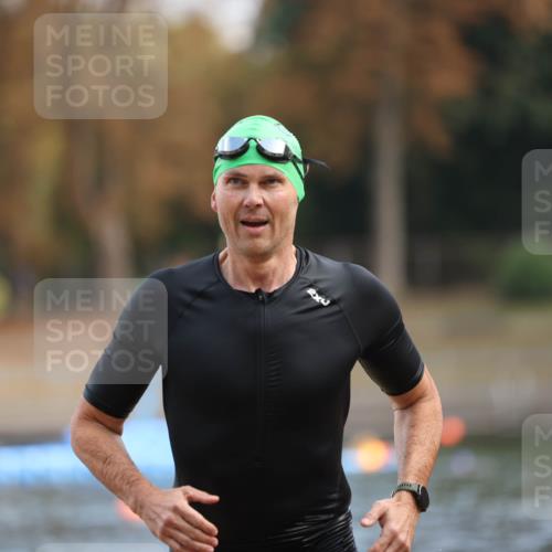 14.09.2025 - Stadtparktriathlon Michael Strokosch http://msf.ph/oto/8869727 14.09.2025 10:56:22 Schwimmen 877 meine-sportfotos.de